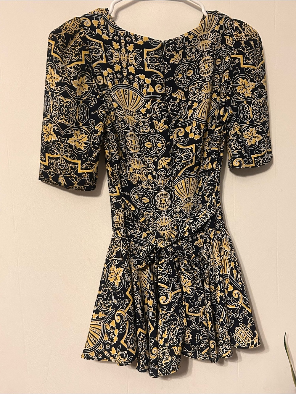 Top - Picture 3 of 7